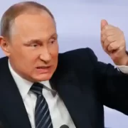 Почему Путин пугает США распадом России