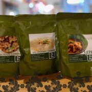 Дім Мулярових організували виробництво готових обідів для військових під брендом ZuPa