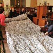 Прикарпатські енергетики передали маскувальну сітку площею 350 кв.м для ЗСУ. ФОТО