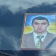 У Галичі живим коридором зустріли загиблого військового. ФОТО