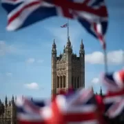 Велика Британія посилила санкції проти РФ та заборонила надання трастових послуг