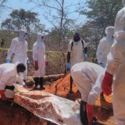 Загадкова хвороба вбила п’ятьох людей: викликає головний біль і кровотечу з носа перед смертю