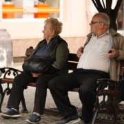 Частині українців призупини виплату пенсій: що сталося