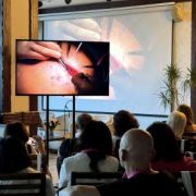 У Франківську провідні фахівці обговорюють сучасні підходи лікування раку грудної залози. ФОТО