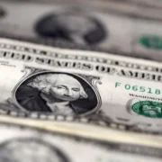 Офіційний курс долара вперше перетнув позначку у 40 грн