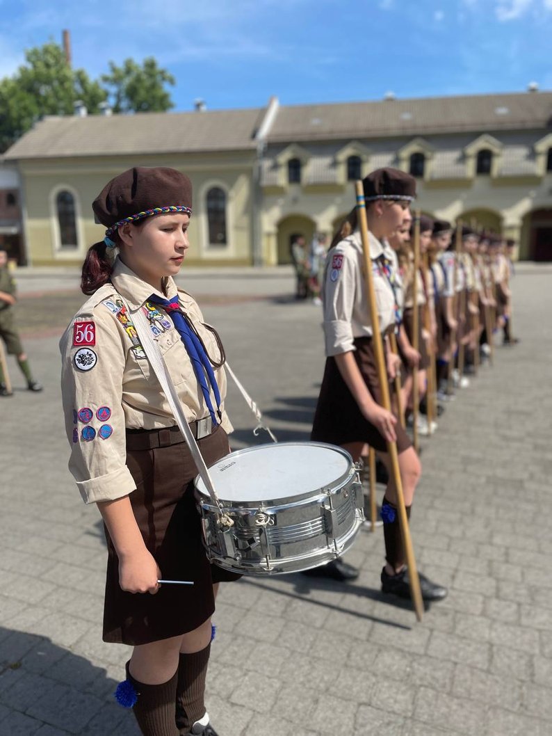 В Івано-Франківську пластуни відзначили День Героїв: репортаж