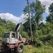 Енергетики відновили електропостачання для більшості населених пунктів Прикарпаття