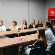 Картини студентів-дизайнерів УКД прикрасили стіни лікарні Мечникова