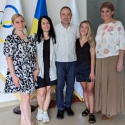 Франківська дизайнерка Любов Чернікова одягнула збірну України у вишиванки на відкриття Олімпіади