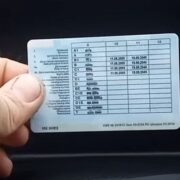 Час ставати пішоходом: у водіїв забиратимуть права ще частіше – що задумали у Раді