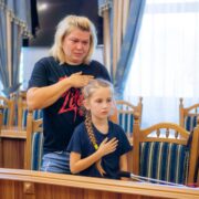 На Прикарпатті вручили державні нагороди родинам полеглих захисників. ФОТО