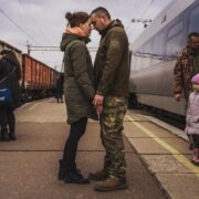 Стосується всіх дружин військових: ваше життя не буде колишнім – влада прийняла рішення