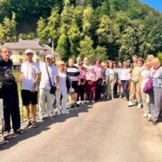 Волонтери Франківського Карітасу організували екскурсію до Яремче для молоді