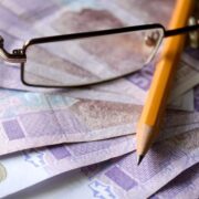 Особливо тим, хто давно на пенсії: з’явилися подробиці масштабного перерахунку пенсій