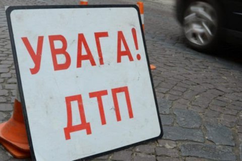 У ДТП на Набережній пішохід отримав травми: його госпіталізували