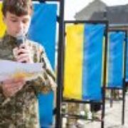 Меморіал Героїв: у Підпечерах відкрили 12 памʼятних знаків Захисникам. ФОТО