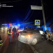 Рятувальники ліквідували наслідки ДТП у Надвірній. ФОТО