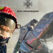 Рятувальники ліквідували пожежу спричинену обстрілом