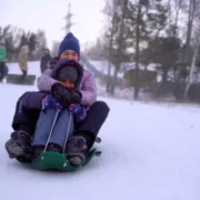 Зимові канікули: відпочиватимуть школярі вдвічі довше