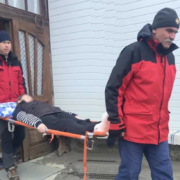 Гірські рятувальники транспортували важкохвору жительку Прикарпаття. ФОТО
