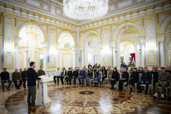 Президент вручив державні нагороди воїнам 10 окремої гірсько-штурмової бригади «Едельвейс»