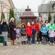 Велика прийомна родина з Херсонщини отримала будинок на Прикарпатті