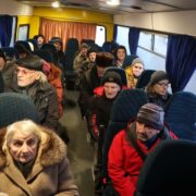 На Прикарпаття прибув черговий евакуаційний потяг з Донецької області