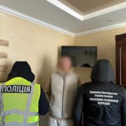 Правоохоронці викрили канал нелегального переправлення осіб через кордон