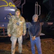 У вантажному потягу, що прямував до Угорщини, виявили іноземця