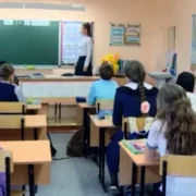 Вже офіційно: вже з 2025 старшокласників позбавлять цього – у МОН ухвалили складне рішення