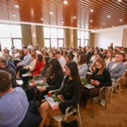 121 студент отримуватиме премії та стипендії від міста