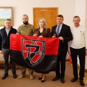 7-му окремому стрілецькому батальйону передали сертифікат на понад 1,3 мільйона гривень