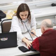 Медичний четвер на Пасічній: франківці можуть перевірити здоров’я у ЦНАПі