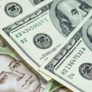 “Наближається найгірший тиждень для долара, українці чекають на колапс курсу валют”: що станеться з валютою США?