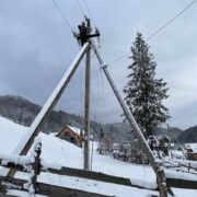 Прикарпатські енергетики ліквідовують наслідки зимових погодних умов