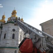 У Києво-Печерській лаврі обвалився хрест