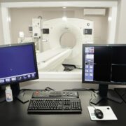 У Центрі інфекційних захворювань запрацював сучасний комп’ютерний томограф