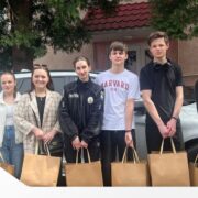 Поліцейські, педагоги та учні відвідали поранених захисників