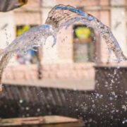 У Світлий понеділок на Прикарпатті очікується 25 градусів тепла