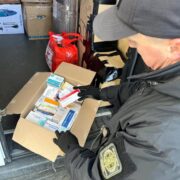 Замість сувенірів – наркотики: прикордонники перехопили велику партію пігулок