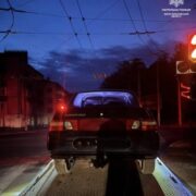 П’яний за кермом і без документів: патрульні зупинили порушника, який тікав від поліції