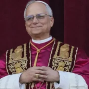 Папа Римський Лев XIV у першому недільному зверненні закликав до миру в Україні