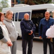 Семеро батьків, які втратили на війні дітей, поїхали на безкоштовний відпочинок
