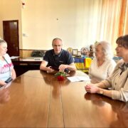 Верховинці присвоїли почесне звання «Мати-героїня»