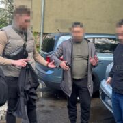 Викрили посадовця, який продавав інформацію з баз даних Держприкордонслужби на Прикарпатті